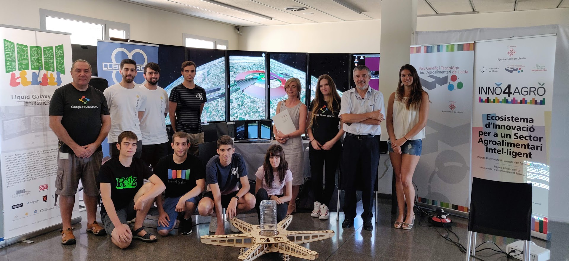 Alumnes becats per Google en edicions anteriors al Liquid Galaxy Lab