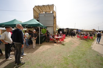 L'espai compta també amb una zona de food trucks.