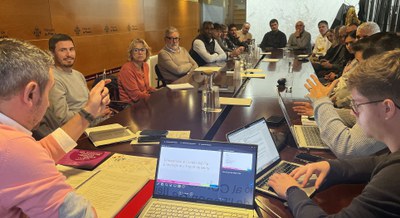 El paer en cap, Fèlix Larrosa, ha assegurat que aquest Pla és una eina fonamental perquè la ciutat avanci i es consolidi també com a capital esportiv….