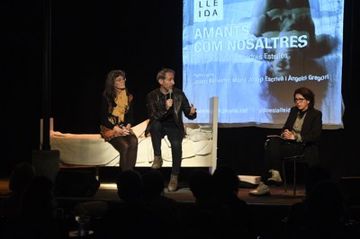 "Amants com nosaltres", pel Centenari Vicent Andrés Estellés, amb Josep Ballester, Maria Josep Escrivà i Àngels Gregori, al Cafè del Teatre, aquest d….