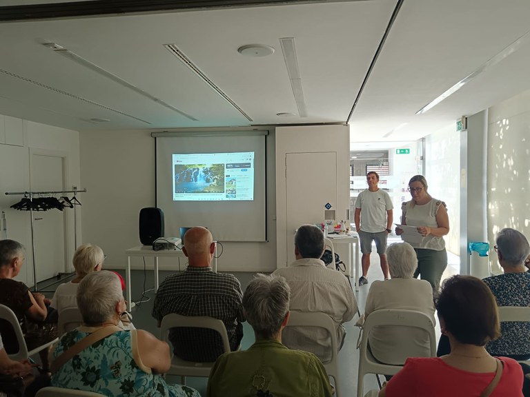 Xerrada sobre salut mental amb l'Ass. Salut Mental Ponent