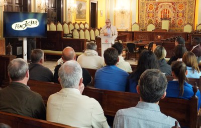 El Saló de Sessions ha acollit la presentació del projecte Referents, que enguany arriba a la tercera edició..