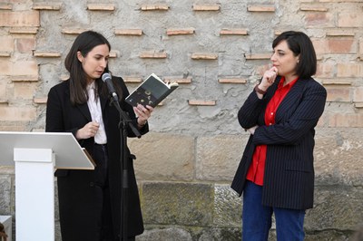 Les poetesses Cleofé Campuzano i María Sànchez han protagonitzat el darrer acte del festival de Poesia Lleida..