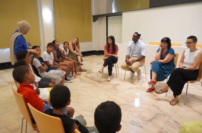 El regidor Quiñónez ha valorat l'atenció mèdica que Lleida pels Refugiats presta a infants sahrauís. N'ha parlat amb la presidenta de l'entitat, Pila….