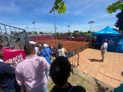 Vista de la pista central del Club Tennis Lleida.