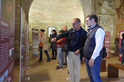 Més d’un miler de persones gaudeixen del conjunt arquitectònic i patrimonial del Turó i descobreixen els templers i els oficis artesans antics.