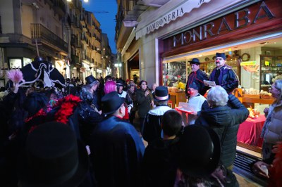 El Carnaval de Lleida 2024 s’acomiada amb la celebració de la Vetlla de les Despulles del Pau Pi i l’Enterro de la Sardina.