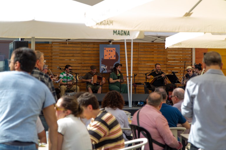 Concert-vermut aquest diumenge al migdia, a la plaça Esteve Cuito, amb el MUD.