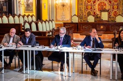 L'alcalde Larrosa ha presidit la sessió de la Junta Local.