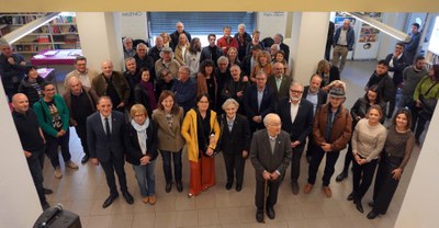 Pagès Editors ha organitzat la tradicional trobada literària per Sant Jordi..