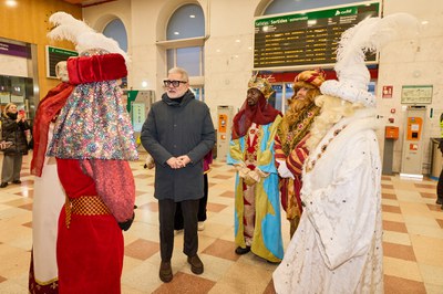 Arribada dels Reis d'Orient a l'estació Lleida-Pirineus..