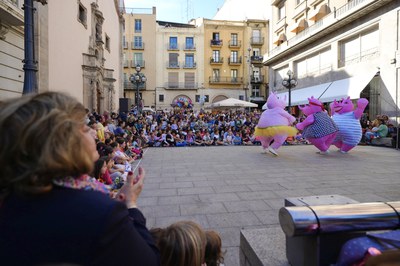 Els Rhinos del Zum Zum Teatre, a la plaça Sant Francesc.