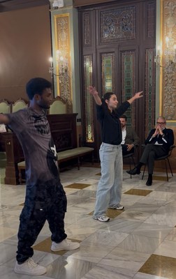 Durant l'acte s'ha pogut veure una petita demostració de ball.