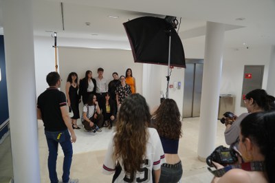 Photocall dels participants a l'entrada de Caixaforum..