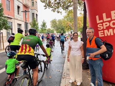 La tinenta d'alcalde, Cristina Morón, a la Pedalada Popular 2025.
