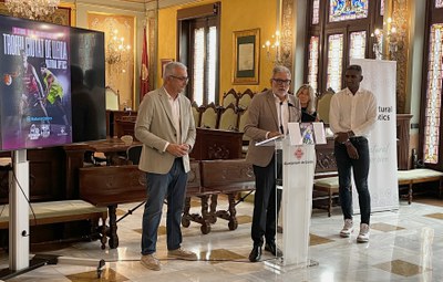 El paer en cap, Fèlix Larrosa, ha assegurat que esdeveniments com aquest trofeu posen en valor la marca Lleida..