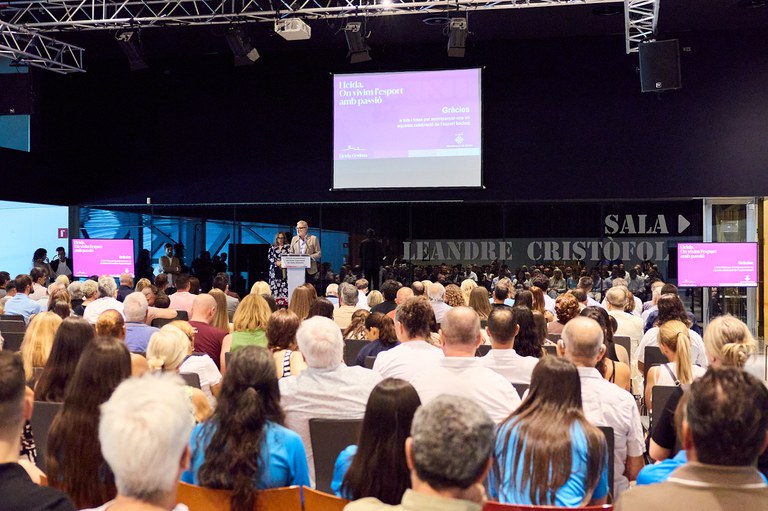 L'alcalde Larrosa ha dit a la gala: “Gràcies per demostrar que des de Lleida es poden fer coses extraordinàries. Amb vosaltres, som més capital de l’esport”.