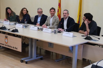 L’alcalde de Lleida, Fèlix Larrosa, ha assistit a la inauguració de la 137a edició de la Fira de la Candelera que se celebra a Molins de Rei fins al 4 de febrer.