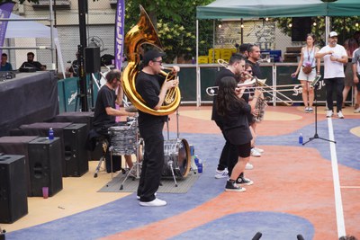 Una de les actuacions de dissabte a l'escenari de la Pista de La Panera.