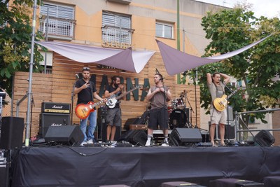 El grup lleidatà de Shad Demn a l'escenari de la Panera.