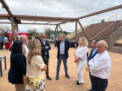 La regidora de Promoció de la Ciutat, Pilar Bosch, ha assistit a la presentació de la Fira MOS-Fira de Sant Miquel.