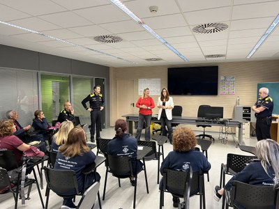 La formació ha tingut lloc a la comissaria de la Guàrdia Urbana.