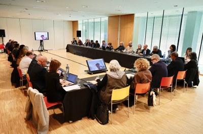 Fèlix Larrosa s’ha reunit avui amb representants de patronals, sindicats, empreses, organitzacions agràries i empresarials per valorar l’impacte dels….