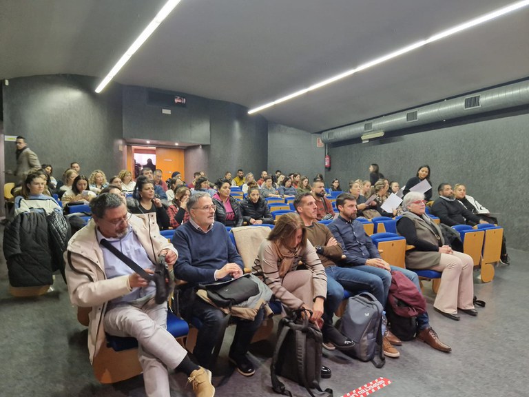 La jornada ha omplert la sala Jaume Magre