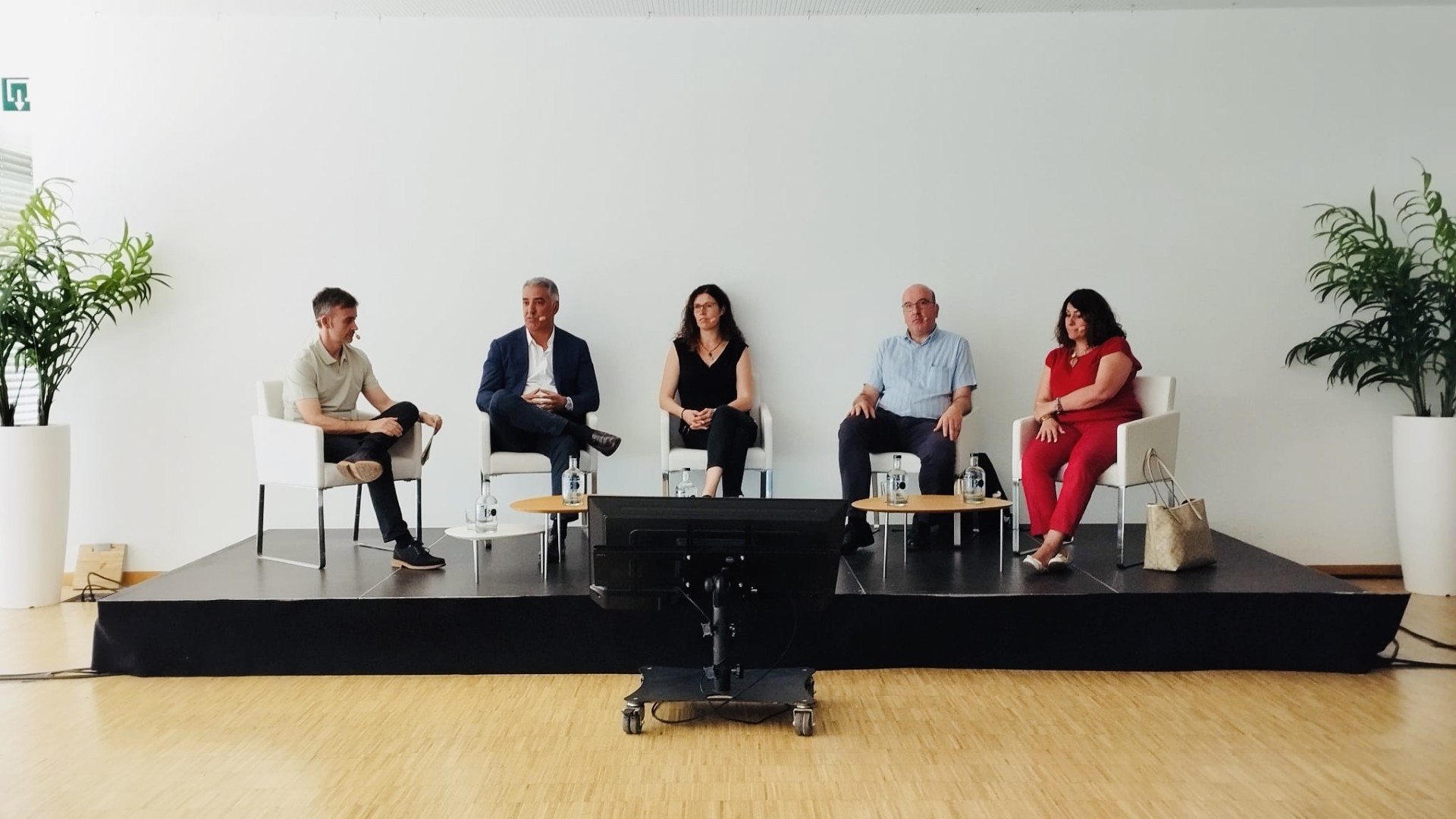 La taula rodona celebrada avui a la Llotja