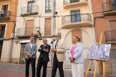 L’alcalde Larrosa ha destacat que ja és la tercera iniciativa per impulsar nou habitatge i l’emancipació juvenil al barri.