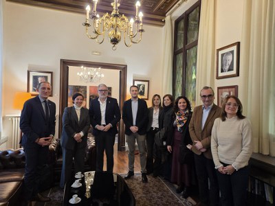 Aquest dimecres, el paer en cap, Fèlix Larrosa, ha mantingut una reunió amb la consellera delega de l’ICEX, Elisa Carbonell, per assentar la base d’aquest model de governançaper continuar avançant en l’estratègia de promoció econòmica i captació d’inversió internacional a través del projecte INVEST in Lleida.