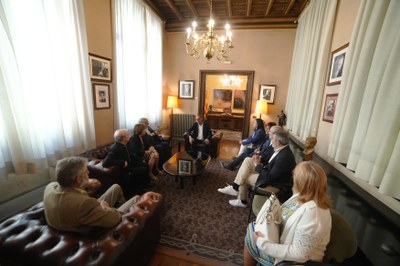 L'alcalde i els regidors s'han reunit al despatx noble.