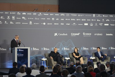 Larrosa ha moderat una taula rodona amb el sector empresarial.