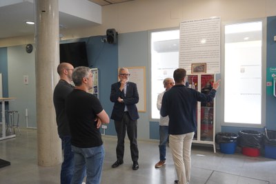 L'acalde ha visitat la zona d'assaig dels Castellers.