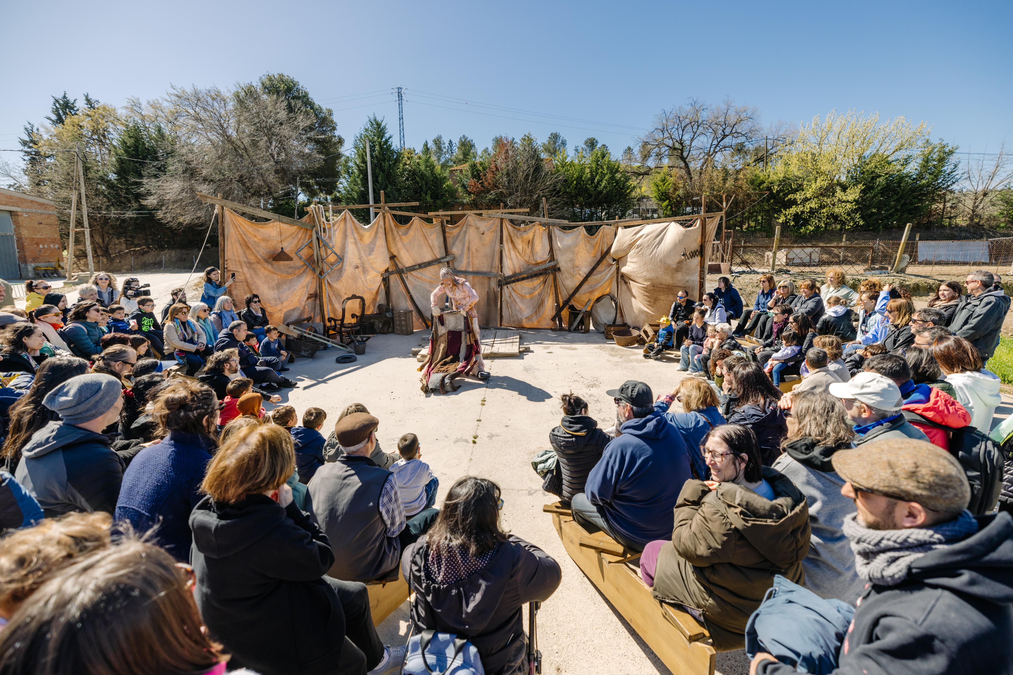 Dudu Arnalot ha presentat el seu espectacle de clown gestual "Forat"