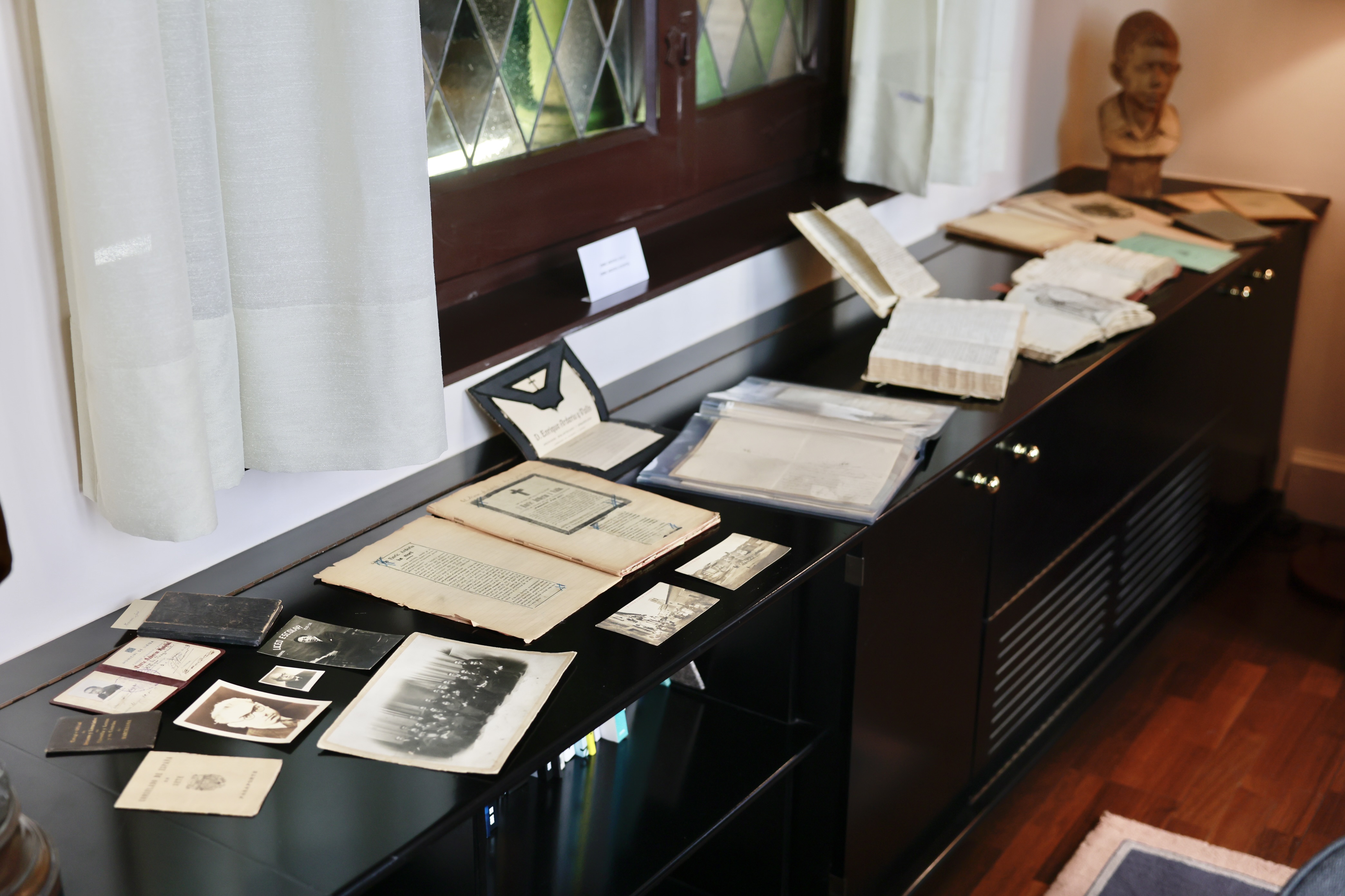 Part del material del llegat d'aquests arxivers