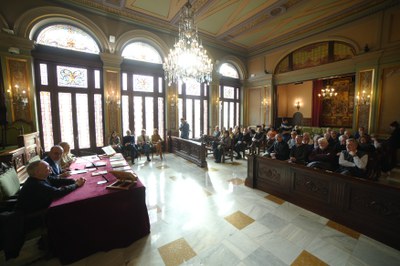 ©Mario Gascón - Acte al Saló de Sessions de la Paeria per la donació d'Alfons López a l'Arxiu Municipal.