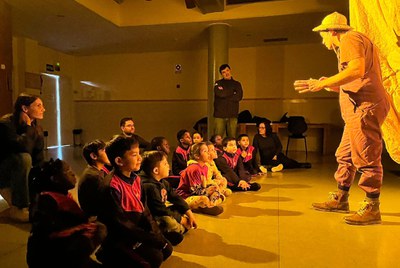 La companyia Farrés Brothers & CIA, referent de les arts escèniques per a la infància a Catalunya, actua aquesta setmana a la Mariola en el marc de l….