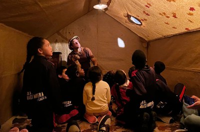 Les sessions programades d'"El cau del tabalet" són escolars i matinals, amb alumnat de les escoles Magí Morera, Santa Maria de Gardeny i Joan XXIII..