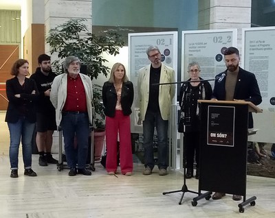Obertura de l'exposició “On són? 85 anys d’exhumacions de fosses comunes de la Guerra Civil a Catalunya”, a la Biblioteca Pública de Lleida..