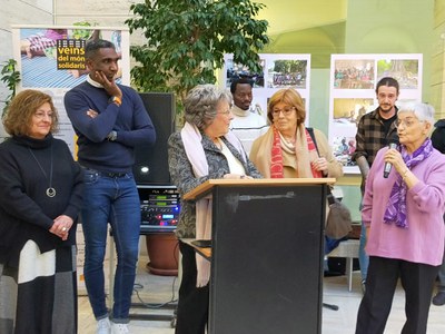 L'exposició es pot veure al hall de la bibilioteca pública.