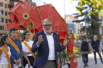 L'alcalde, Fèlix Larrosa, durant el discurs d'inauguració de l'Obert.