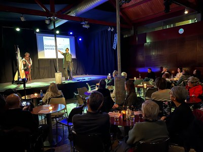 Peça musical a càrrec de Berta Puigdemasa.