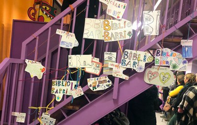 L’escola Príncep de Viana obre la seva biblioteca com a espai familiar i comunitari en un projecte pilot, dins la zona02.