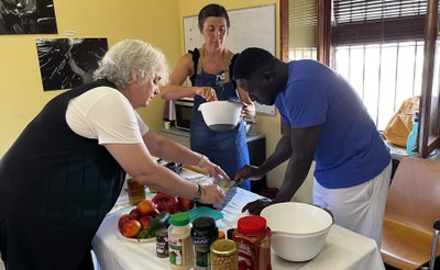 Les receptes d'avui han estat gaspatxo de nectarina, sopa de meló freda, hummus i pastís de poma..