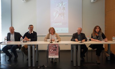 La presentació de les activitats al voltant del Dia Internacional de la Dansa s'ha fet a la Llotja..