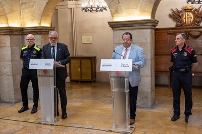 L'alcalde Larrosa i el conseller Elena han atès els mitjans de comunicació.