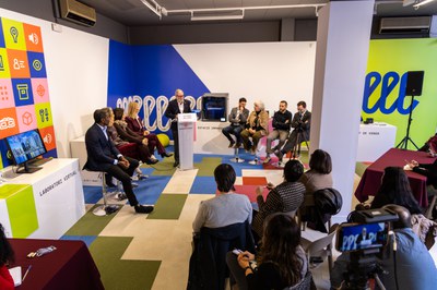 La trobada anual de l'alcalde amb els periodistes ha tingut lloc a l'Espai d'Innovació del Comerç.