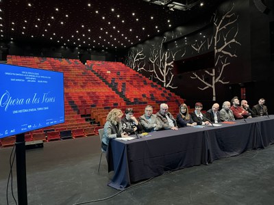 En la roda de premsa hi han participat tots els implicats en el projecte artístic.