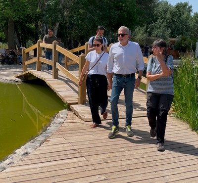 L'alcalde, Fèlix Larrosa, i la tinenta d'alcalde Cristina Morón, durant la festa.